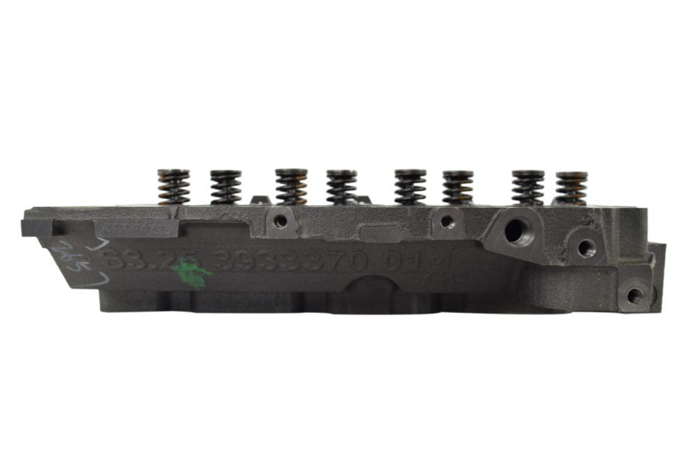 Cummins Cylinder Head with Valves for 4B 3910275