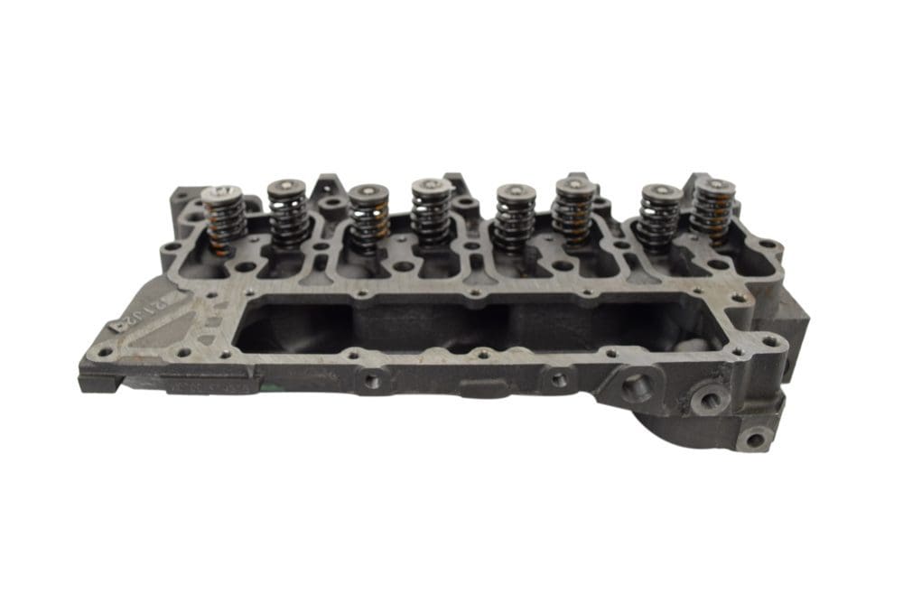 Cummins Cylinder Head with Valves for 4B 3910275
