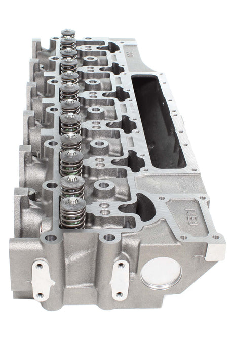 Cummins ISC 8.3L Cylinder Head 3936152