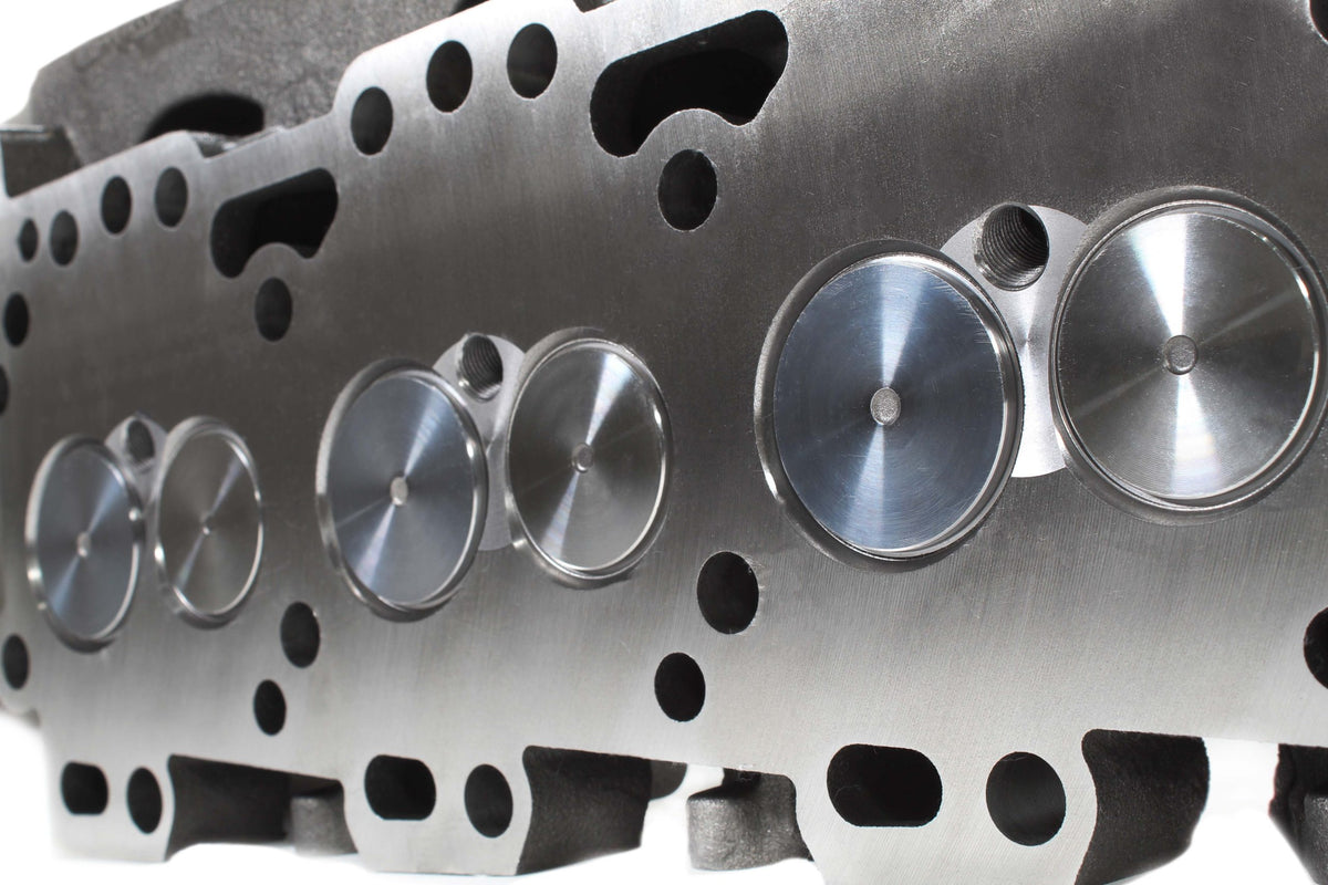Cummins ISC 8.3L Cylinder Head 3936152