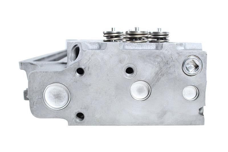 Cummins ISC 8.3L Cylinder Head 3943566 – Remanufactured