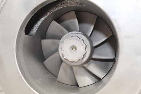 Detroit DD15 Turbocharger D92080393R – Remanufactured